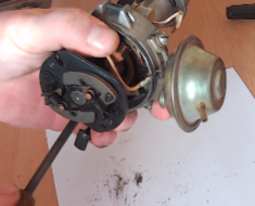 Характеристика трамблера на ВАЗ 2107, самостоятельный ремонт детали