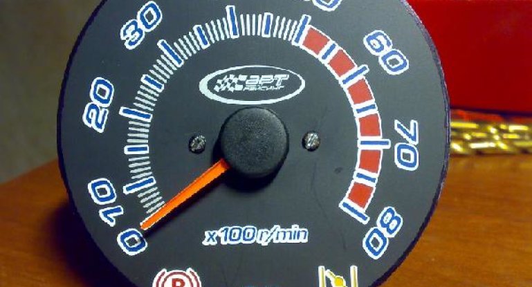 Характеристика тахометра на ВАЗ 2106, инструкция по подключению своими руками