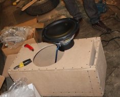 Пошаговое руководство по изготовлению автомобильного сабвуфера своими руками