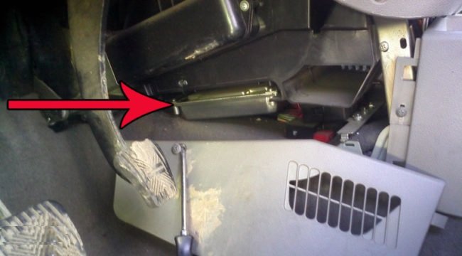 Описание работы ЭБУ на автомобилях Lada Kalina, Granta и Priora, руководство по замене