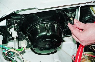 Автоматическое включение фар, неисправности и ремонт оптики на ВАЗ 2107