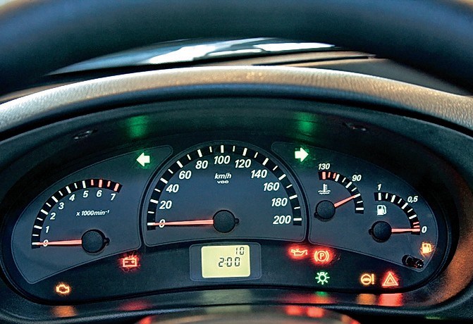 Описание электроусилителя руля на автомобиле Лада Калина, поломки и замена ЭУР Описание электроусилителя руля на автомобиле Лада Калина, поломки и замена ЭУР