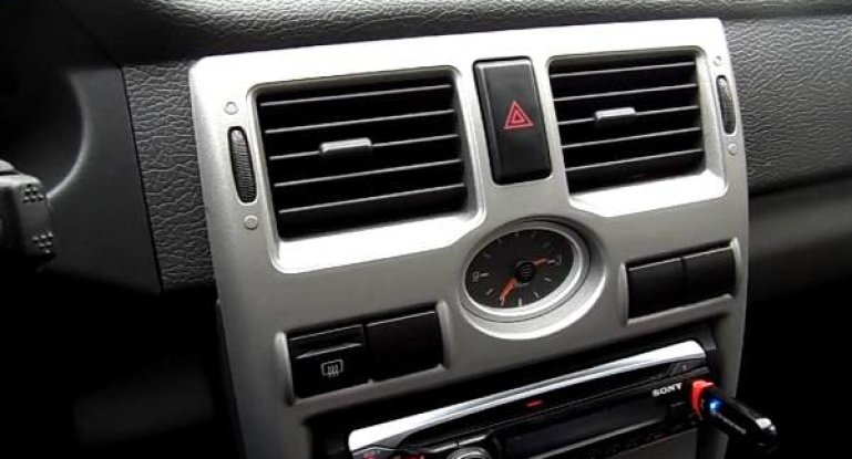 Неисправности печки, ремонт и замена радиатора отопителя на авто Лада Приора