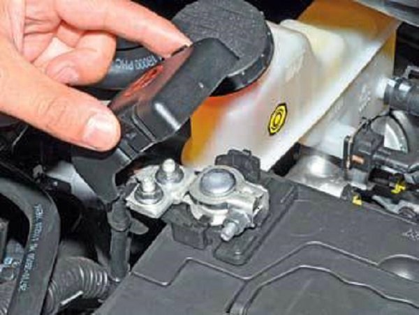 Инструкция по выбору аккумулятора для Hyundai Solaris, Getz и Accent