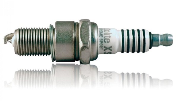 Подробная инструкция по замене свечей зажигания в автомобиле своими руками