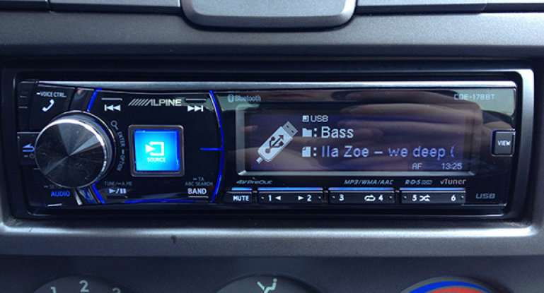 Описание характеристик автомобильной магнитолы Alpine (Алпайн)