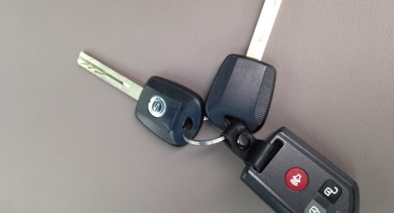 Как отключить иммобилайзер и сигнализацию на автомобиле без брелока самому?