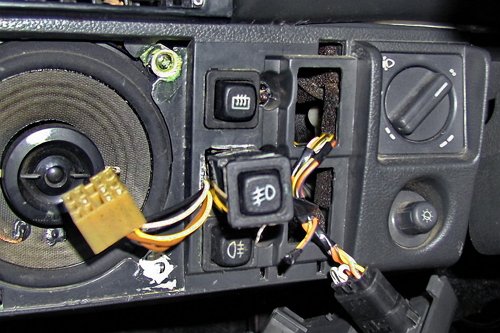 Инструкция по установке противотуманных фар на автомобиль своими руками Инструкция по установке противотуманных фар на автомобиль своими руками