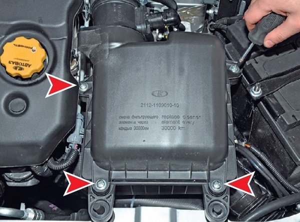 Подробное руководство по замене воздушного фильтра Lada Priora и Lada Granta