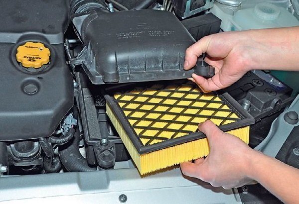 Подробное руководство по замене воздушного фильтра Lada Priora и Lada Granta