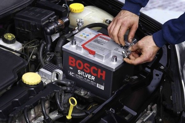 Описание аккумуляторов для автомобиля: как устроены, какие бывают, какие лучше?