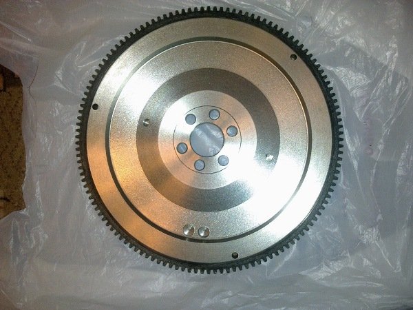 Описание сцепления и его устройства: муфты, троса, маховика и вилки