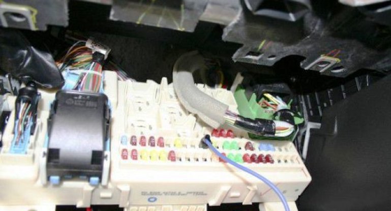 Подробное руководство по замене блока предохранителей автомобиля Mazda 3