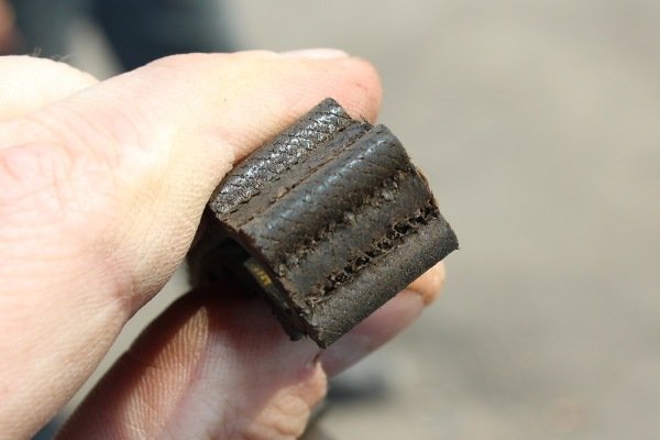 Подробная инструкция по квалифицированной замене ремня ГРМ на Renault Logan Подробная инструкция по квалифицированной замене ремня ГРМ на Renault Logan