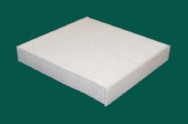 Совет автоэксперта, как произвести замену салонного фильтра на автомобиле Suzuki SX4