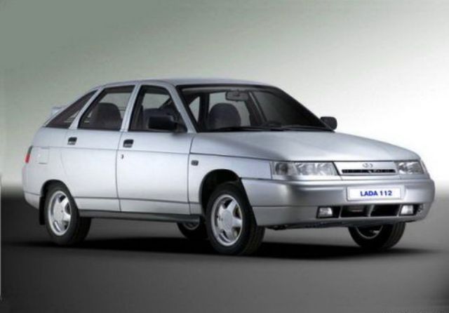 Как правильно произвести замену салонного фильтра на автомобиле ВАЗ 2112 самостоятельно