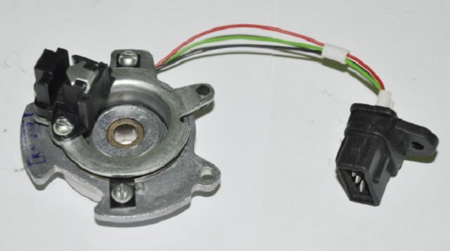 Полное руководство по замене датчика Холла на автомобиле ВАЗ 2109 Полное руководство по замене датчика Холла на автомобиле ВАЗ 2109