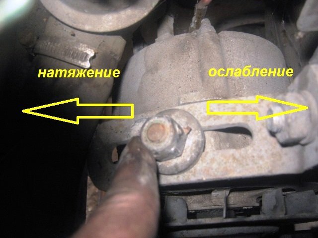 Советы автоэкспертов, как поменять ремень генератора на автомобиле ВАЗ 2107 Советы автоэкспертов, как поменять ремень генератора на автомобиле ВАЗ 2107
