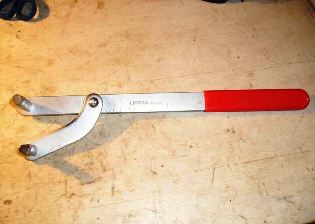 Замена ремня ГРМ Ford Focus 2 своими руками (видео): инструкции с фото Замена ремня ГРМ Ford Focus 2 своими руками (видео): инструкции с фото