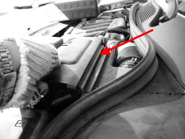 Замена воздушного фильтра Renault Megane 2: пошаговая инструкция с фото Замена воздушного фильтра Renault Megane 2: пошаговая инструкция с фото