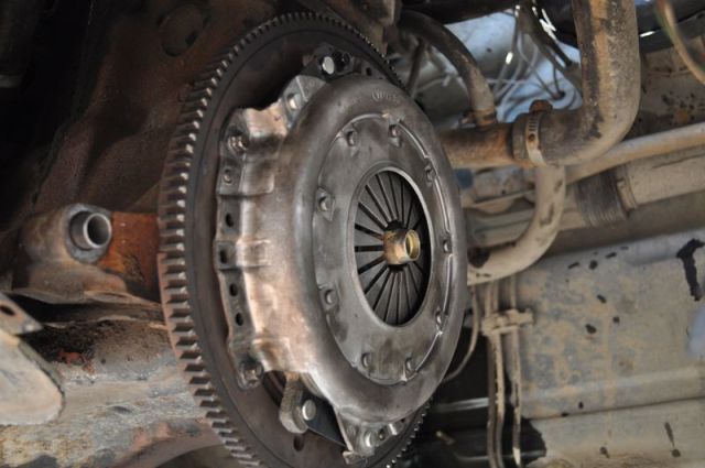 Замена сцепления ВАЗ 2114 своими руками: инструкции, фото и видео