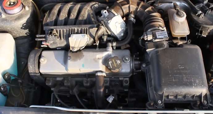 Замена масла в двигателе ВАЗ 2114 своими руками: инструкции и видео