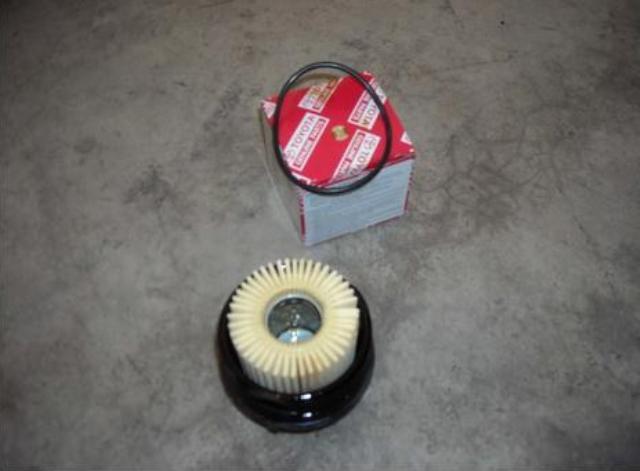 Как заменить масляный фильтр Тойота Королла: пошаговая инструкция и фото Как заменить масляный фильтр Тойота Королла: пошаговая инструкция и фото