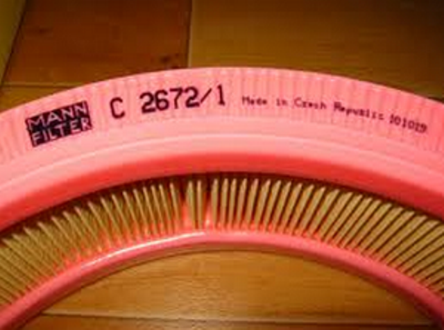 Как поменять воздушный фильтр на Renault Logan: пошаговая инструкция