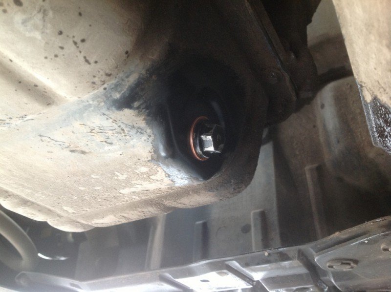 Замена масляного фильтра на Mitsubishi Lancer: пошаговая инструкция и фото