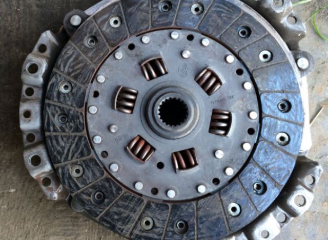 Как регулировать педали сцепления на авто ВАЗ 2107: инструкции и видео Как регулировать педали сцепления на авто ВАЗ 2107: инструкции и видео