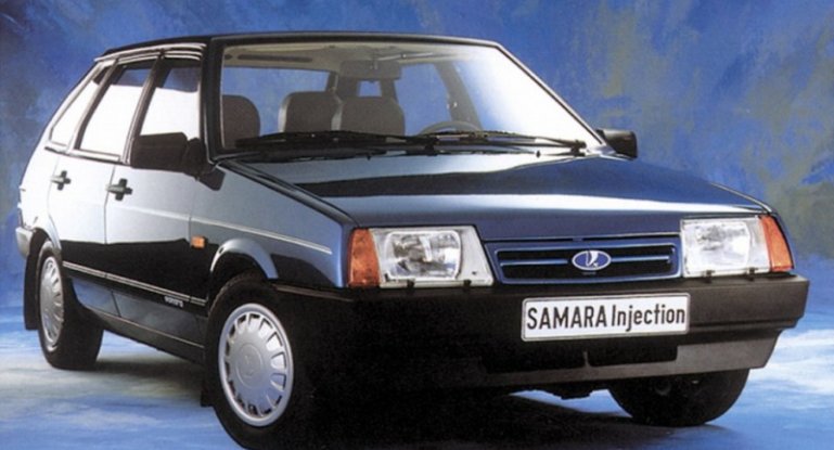 Меняем масло в двигателе автомобиля ВАЗ 2019: инструкции, фото и видео