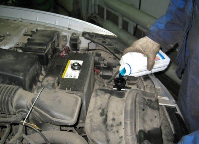 Характеристики охлаждающей жидкости для автомобиля: фото и видео