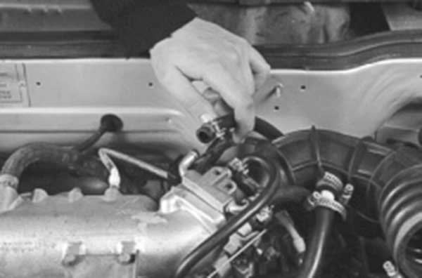 Как выбрать, слить и заменить тосол на ВАЗ 2114: фотообзор и видео Как выбрать, слить и заменить тосол на ВАЗ 2114: фотообзор и видео