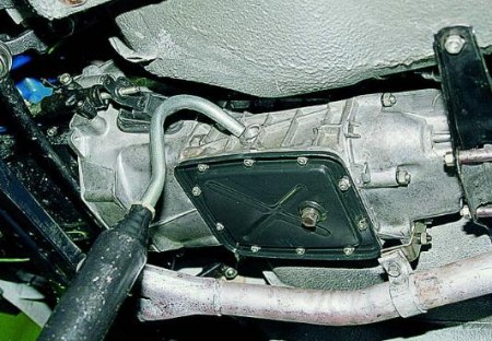 Пошаговая инструкция по замене масла в КПП Lada Priora: фото- и видеообзор