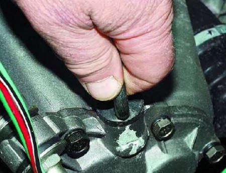 Пошаговая инструкция по замене масла в КПП Lada Priora: фото- и видеообзор