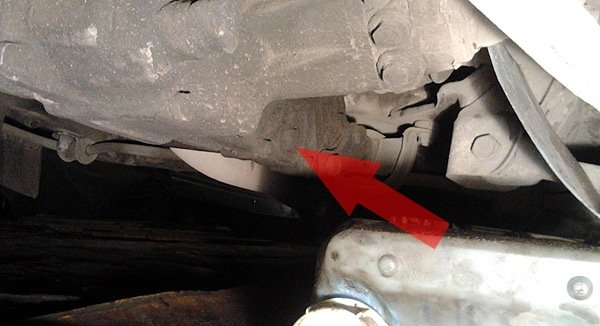 Как самостоятельно провести замену масла в КПП ВАЗ 2181 Lada Granta Как самостоятельно провести замену масла в КПП ВАЗ 2181 Lada Granta