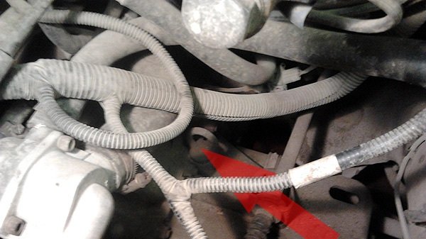 Как самостоятельно провести замену масла в КПП ВАЗ 2181 Lada Granta Как самостоятельно провести замену масла в КПП ВАЗ 2181 Lada Granta