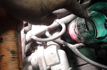 Как поменять масло в коробке передач ВАЗ 2114 и сколько литров заливать Как поменять масло в коробке передач ВАЗ 2114 и сколько литров заливать