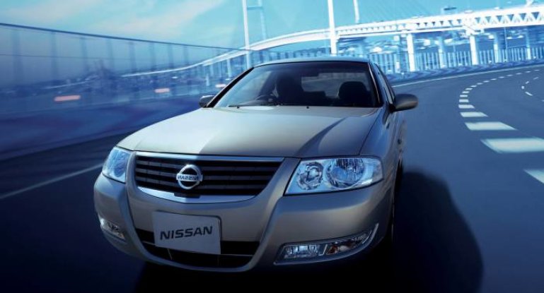 Как провести замену воздушного фильтра на Nissan Almera Classic