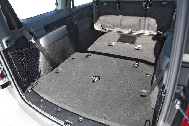 Честный обзор Lada Largus. Преимущества и недостатки французского родственника Честный обзор Lada Largus. Преимущества и недостатки французского родственника