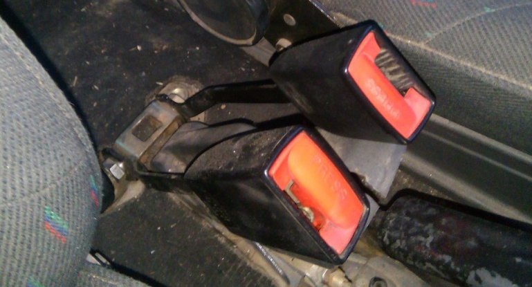 Как ремонтировать ремни безопасности автомобиля ВАЗ-2110