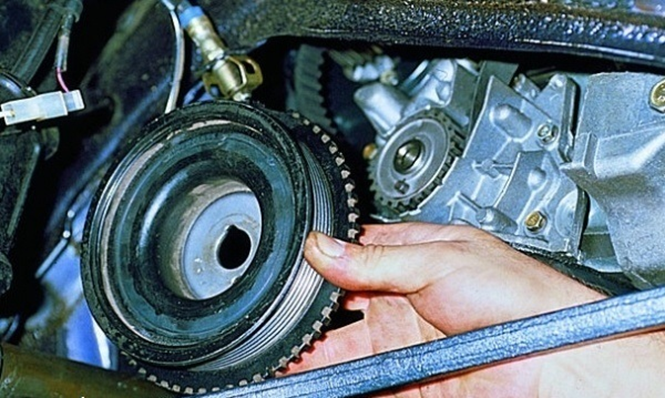 Самостоятельно меняем ремень ГРМ на ВАЗ 2108 в гаражных условиях