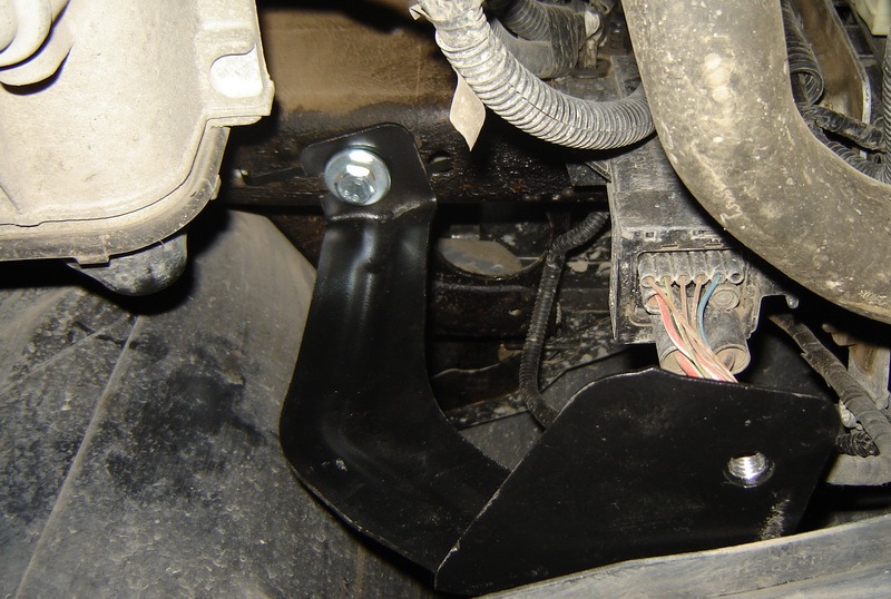 Установка защиты картера двигателя Фольксваген Поло