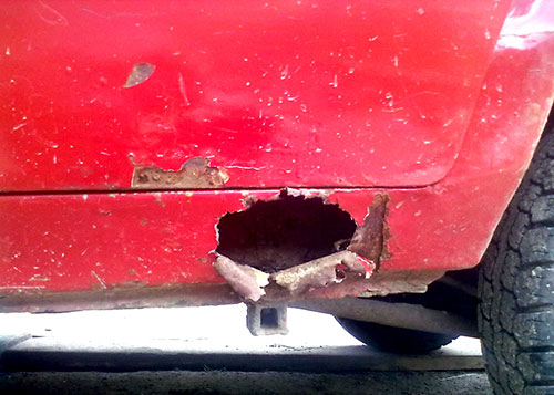 Замена порогов на легендарном автомобиле ВАЗ 2106