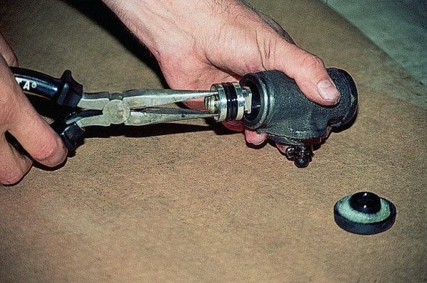 Диагностируем и чиним систему торможения ВАЗ 2107