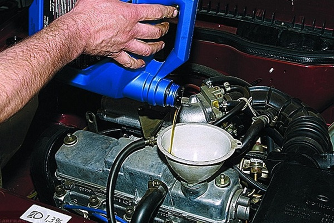 Как легко и просто заменить масло и фильтр на 2115 своими руками Как легко и просто заменить масло и фильтр на 2115 своими руками