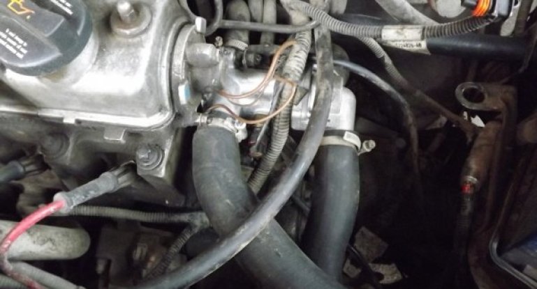 Подробная инструкция по самостоятельной замене термостата на ВАЗ 2114