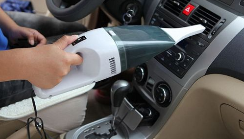 Как выбрать автомобильный пылесос. Выбор автопылесоса.