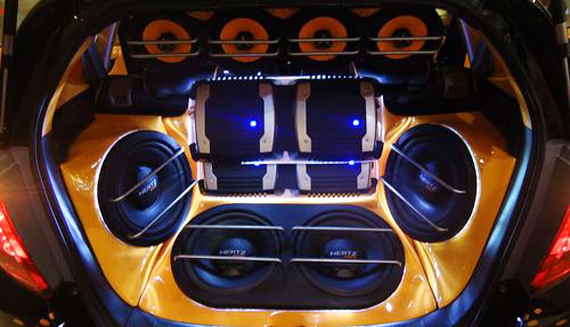 Как и какой сабвуфер лучше выбрать в машину