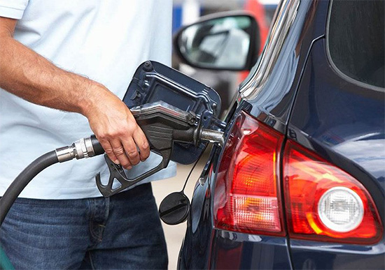 Как правильно заправлять машину на заправке: подробная инструкция Как правильно заправлять машину на заправке: подробная инструкция